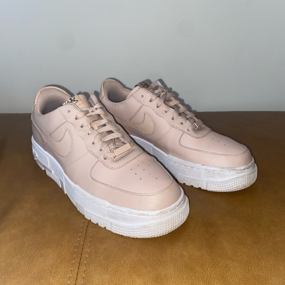 Nike Women’s Air Force 1 Pixel